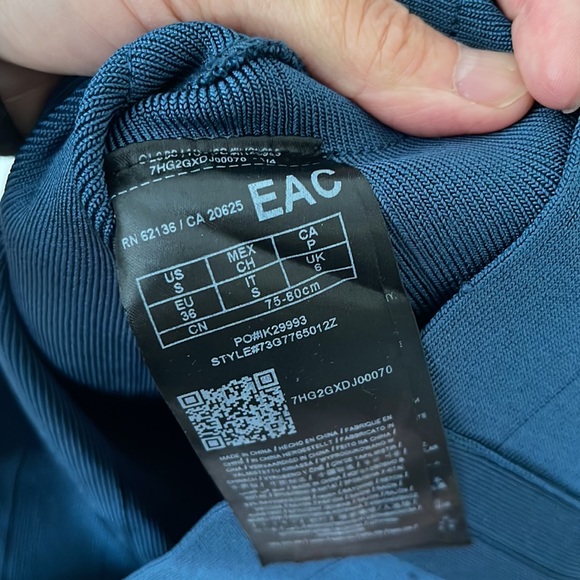 Woman dress only wear once. New condition. - Picture 5 of 5